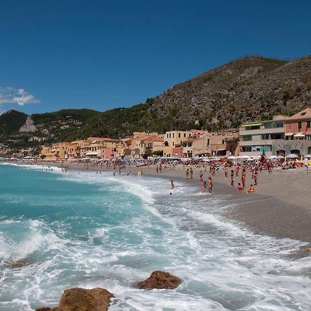 Fornaci 2 Rivieraholiday Pietra Ligure Exterior foto